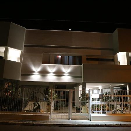 Virò House Acomodação com café da manhã Squinzano Exterior foto