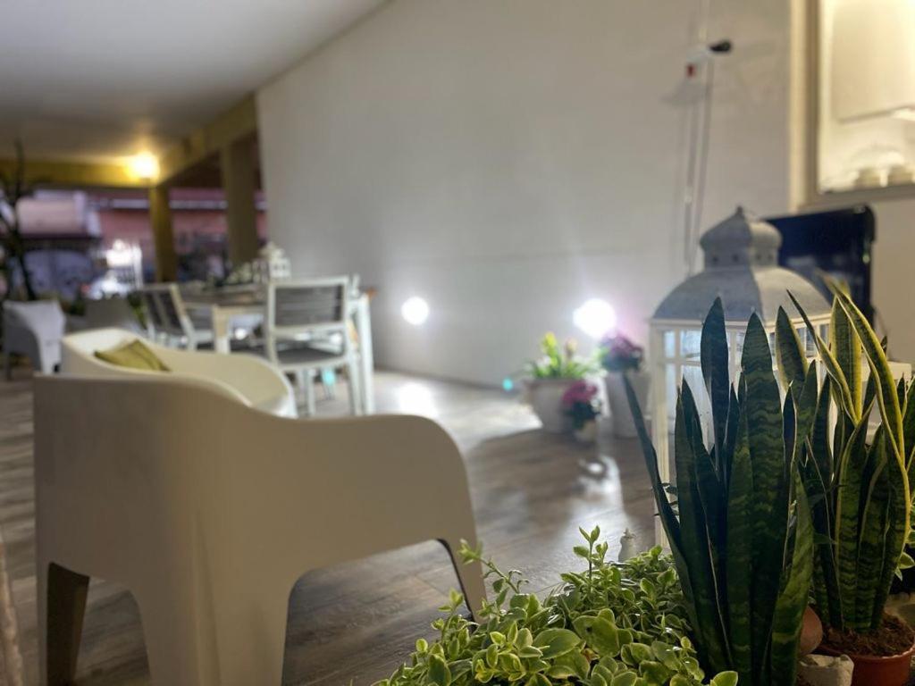 Virò House Acomodação com café da manhã Squinzano Exterior foto
