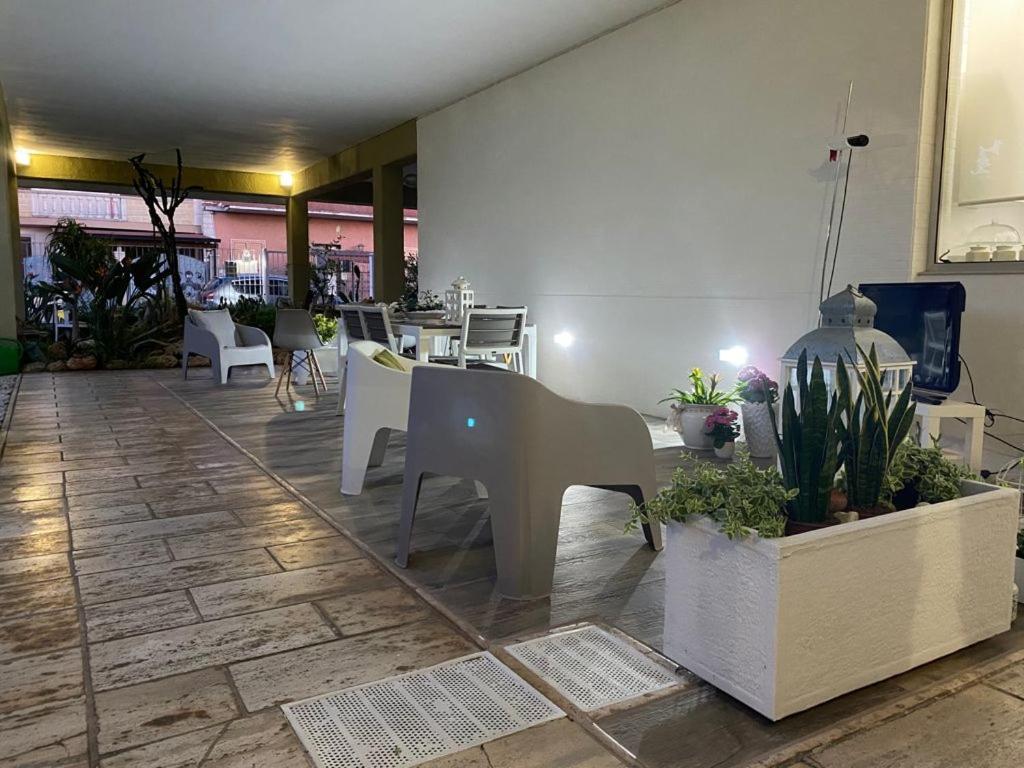 Virò House Acomodação com café da manhã Squinzano Exterior foto