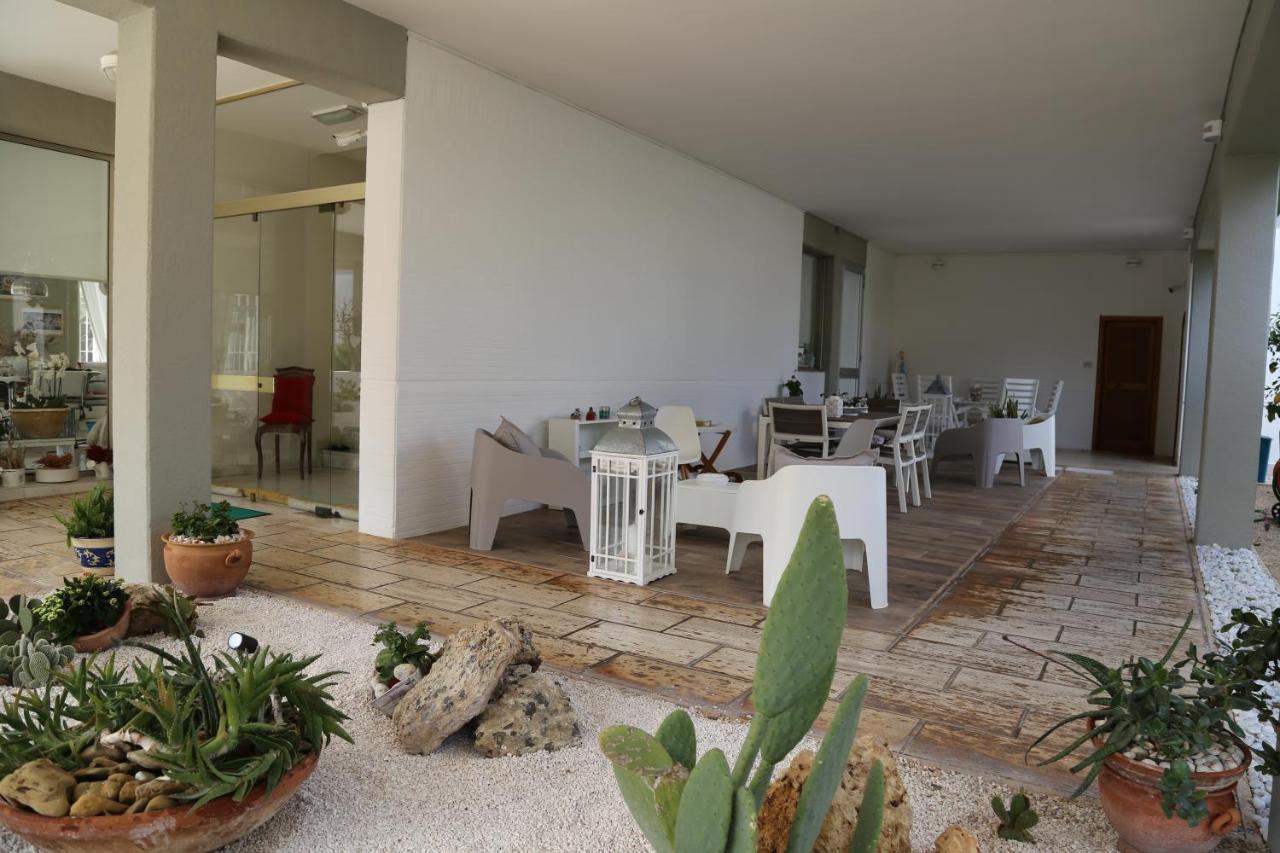Virò House Acomodação com café da manhã Squinzano Exterior foto
