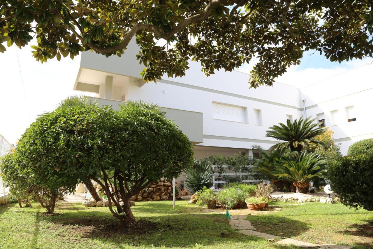 Virò House Acomodação com café da manhã Squinzano Exterior foto