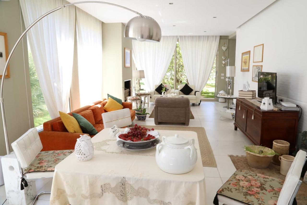 Virò House Acomodação com café da manhã Squinzano Exterior foto